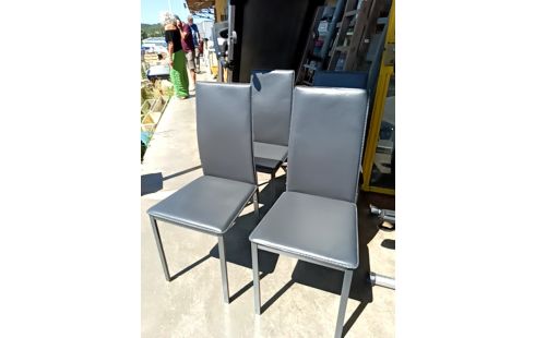 4 CHAISES PVC MODERNE