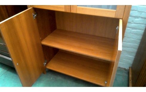 MUEBLE BAJO. 4 PUERTAS ESTERA HIELO