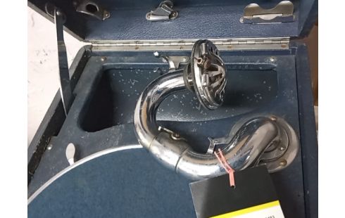 TOURNE DISQUE GRAMOPHONE MASTER VOICE