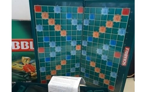SCRABBLE PLUS