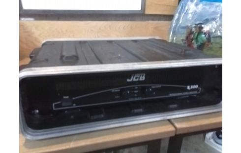 AMPLI JCB X300 300W AVEC VALISE ET CABLES