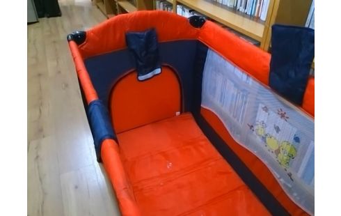 LIT PARAPLUIE ROUGE ET BLEU