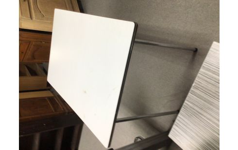 TABLE FORMICA BLANC