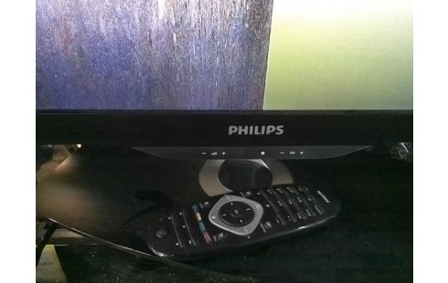 TELEVISEUR PHILIPS 81CM / FULL HD / DALLE 100HZ / TV CONNECTEE CABLE