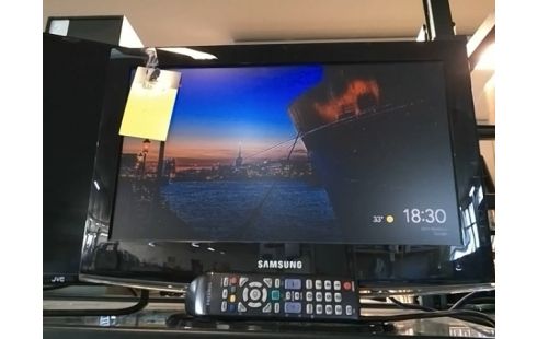 TELEVISEUR SAMSUNG 48CM / HD / TNT HD / AVEC TELECOMMANDE