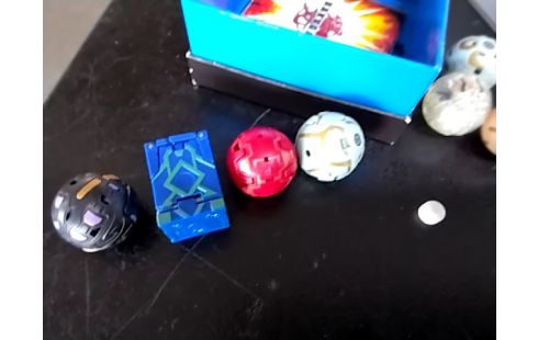 JOUET POKEMON EMENTÉ