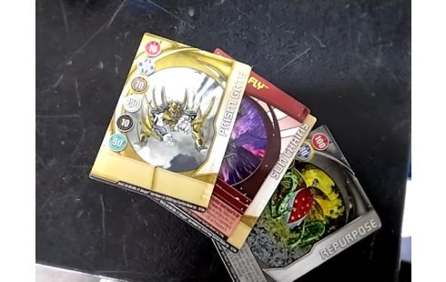 CARTE BAKUGAN EMENTÉES