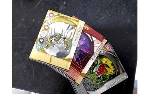 CARTE BAKUGAN EMENTÉES