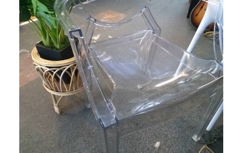 CHAISE STARCK LOUIS GHOST