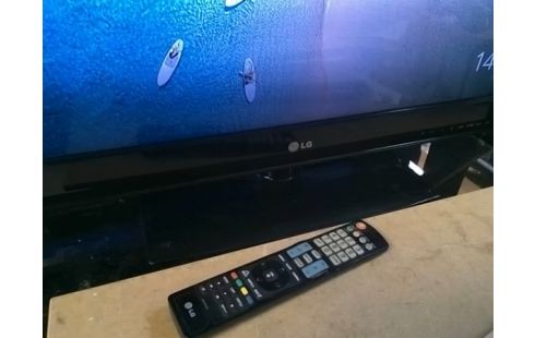 TELEVISEUR LG 81CM / HD / TNT HD / AVEC TELECOMMANDE