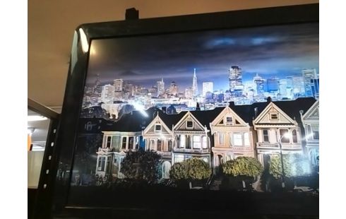 TELEVISEUR PHILIPS 81 CM / FULL HD / AVEC TELECOMMANDE