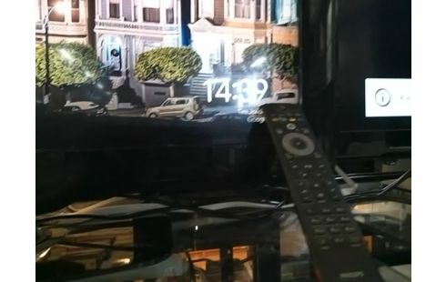 TELEVISEUR PHILIPS 81 CM / FULL HD / AVEC TELECOMMANDE