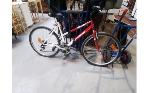 VTT LAPIERRE ROUGE ET BLANC