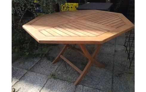 TABLE DE JARDIN