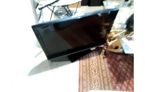 TELEVISEUR SONY 100CM