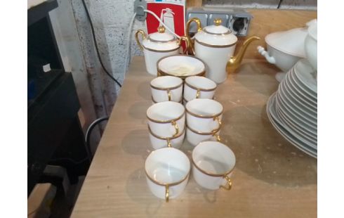 SERVICE A CAFE DORE LIMOGES