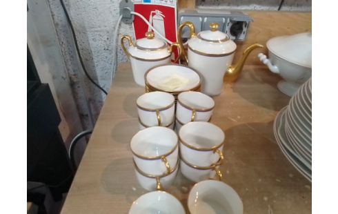 SERVICE A CAFE DORE LIMOGES