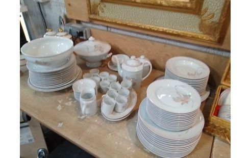 SERVICE LIMOGES FLEURI