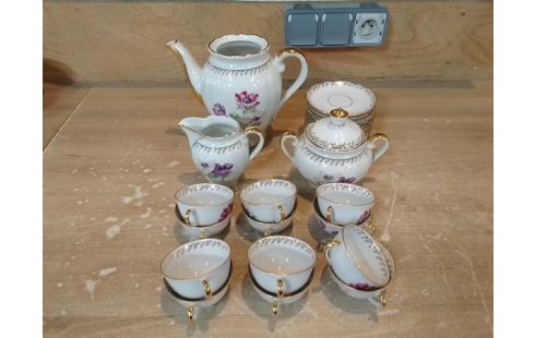 SERVICE A CAFE PORCELAINE DORE