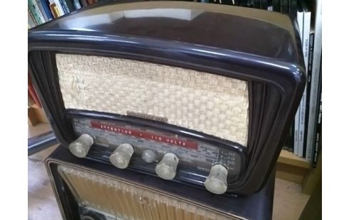 POSTE RADIO RADIALVA EN L'ETAT