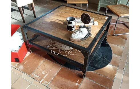 TABLE DE SALON INDUSTIEL