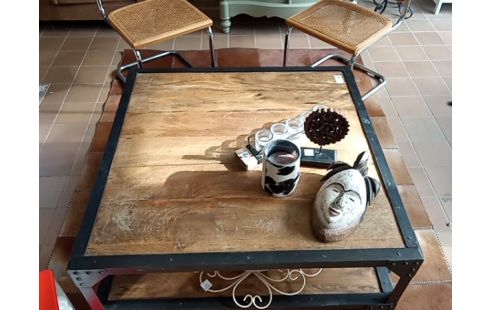 TABLE DE SALON INDUSTIEL