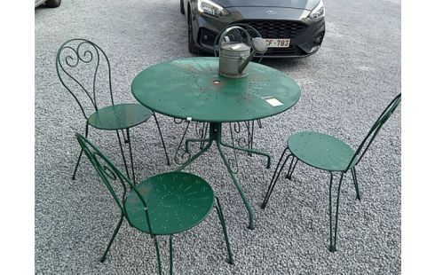 ENSEMBLE DE JARDIN TABLE 4 CHAISES FER FORGE