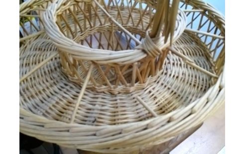 PANIER BAR ROTIN (ABIME)