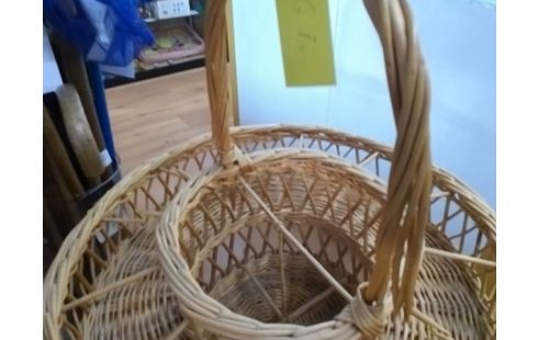 PANIER BAR ROTIN (ABIME)