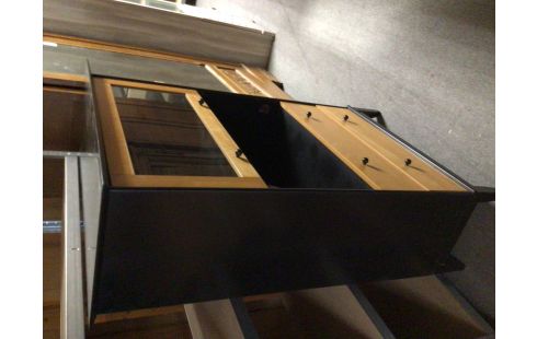 MEUBLE DE RANGEMENT EN ETAT 1P 2T