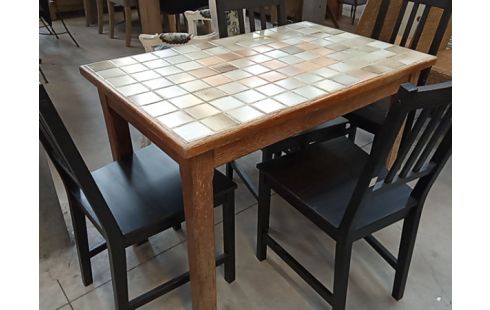 TABLE CARRELAGE RECLANGULAIRE