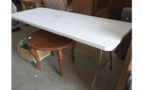 TABLE PLIANTE PVC