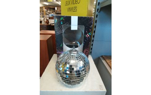 DECORATION BOULE A FACETTES