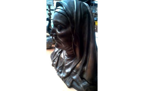 BUSTE VROUW GET BEGGA ANDRIESE '85. BRONS KL