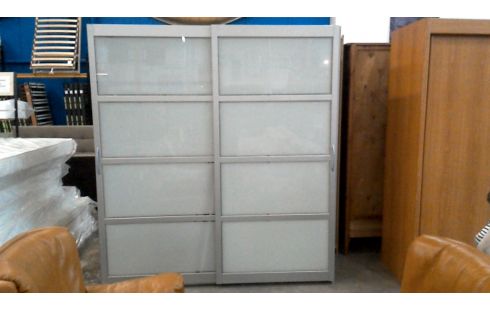 KLEIDERSCHRANK 1 EIS GRAU