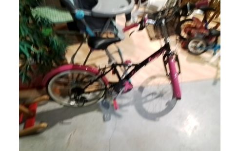 VELO ENFANT B TWIN NOIR ET ROSE