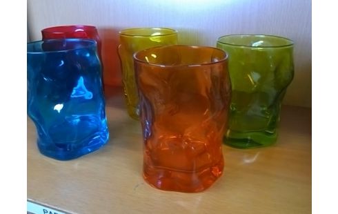 LOT DE 5 VERRES COLORES