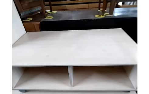 MEUBLE SUR ROULETTES