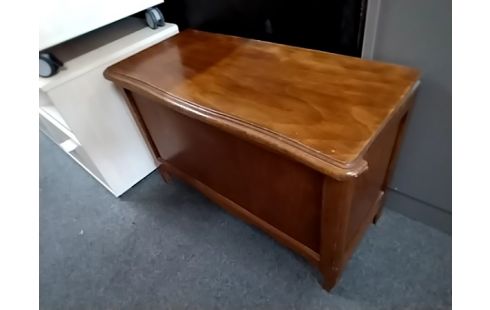 COFFRE RUSTIQUE EN BOIS