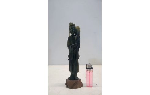 ESTATUÍLLA ORIENTAL VERDE