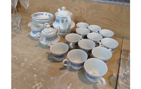 SERVICE A THE ANGLAIS 27 PIÈCES