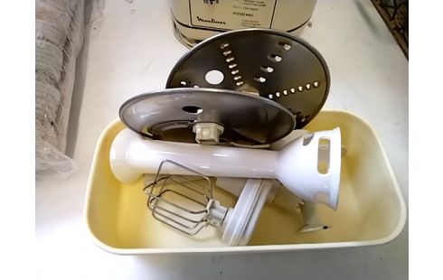 ROBOT Moulinex avec accessoires