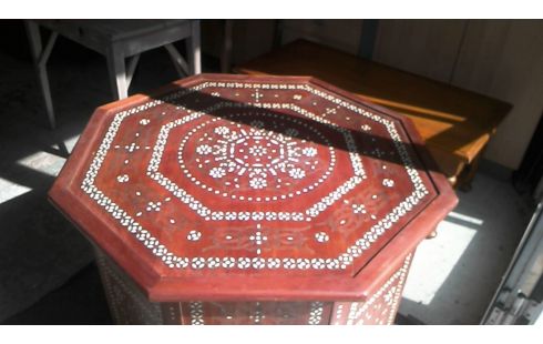 TABLE MAROCAINE DE SALLON