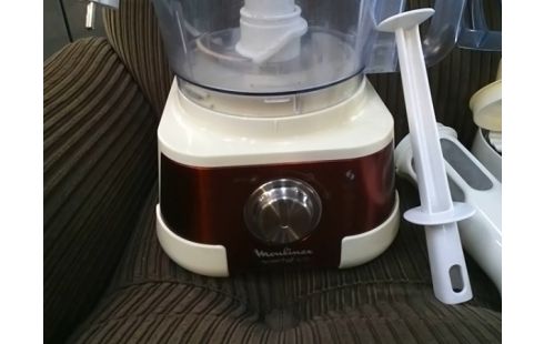 ROBOT MENAGER MOULINEX