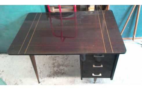 SCHREIBTISCH IM VINTAGE-STIL 60ER JAHRE