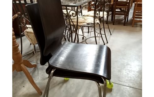 CHAISE noire pied chrome la piece