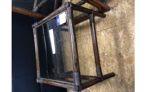 TABLE BASSE CARREE ROTIN VITREE