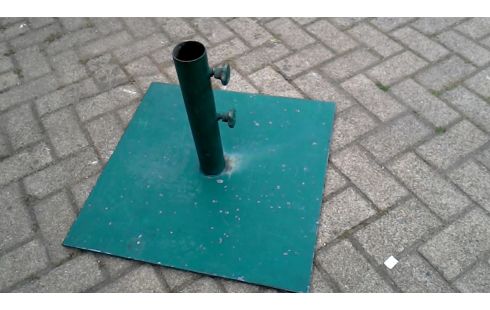 SCHIRMSTÄNDER EISEN GRÜN