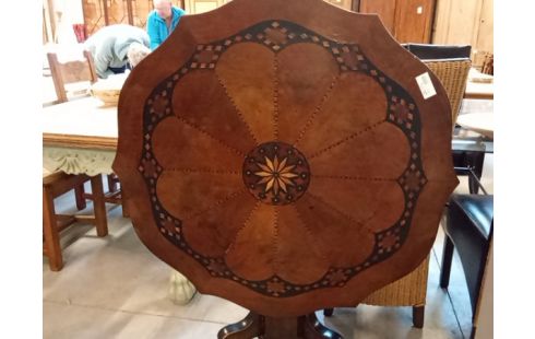 TABLE PLIANTE MARQUETEE 19E