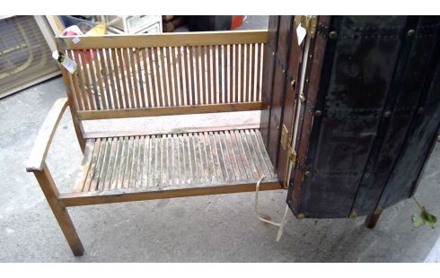 BANC DE JARDIN EN L'ÉTAT